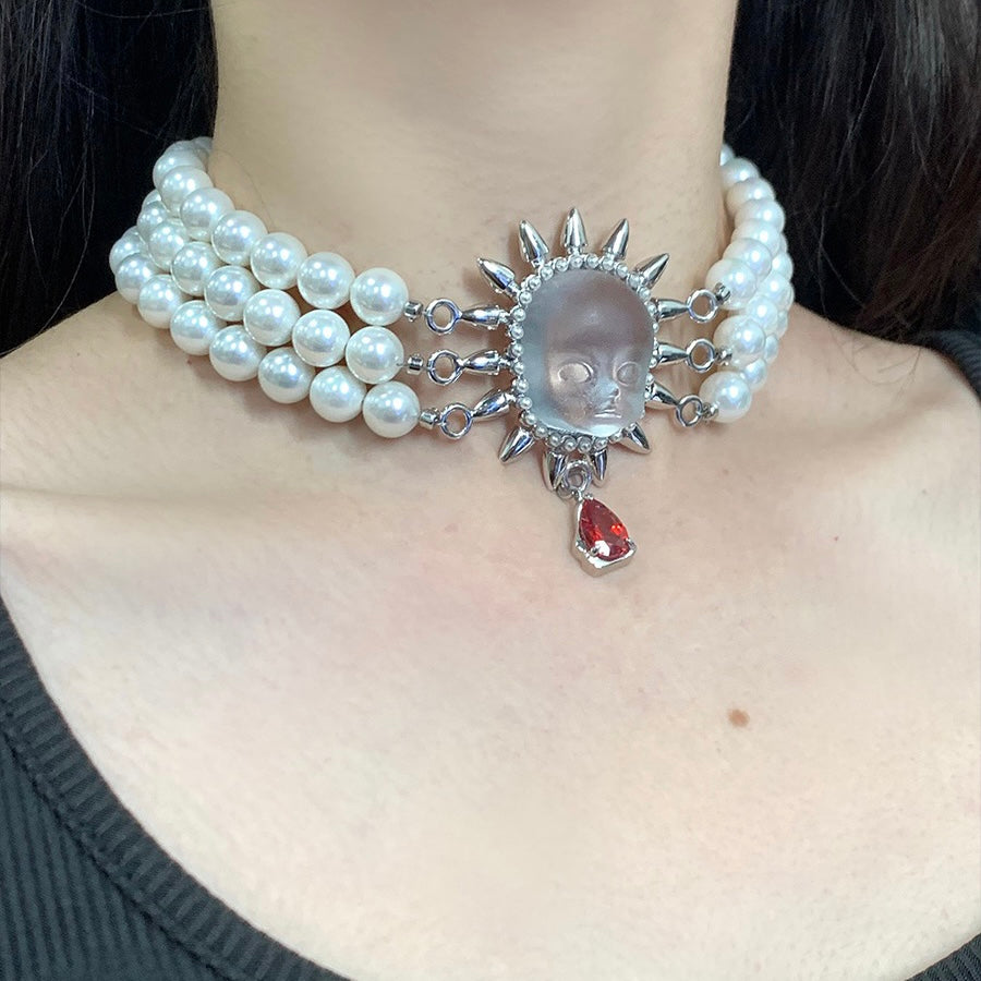 Choker a tre strati di perle Little Demon
