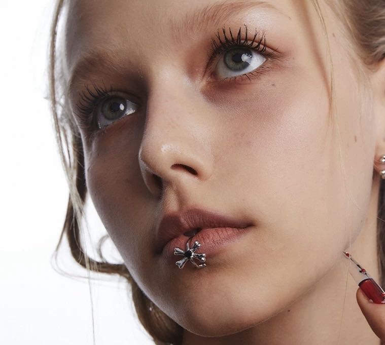 Bone lip clip