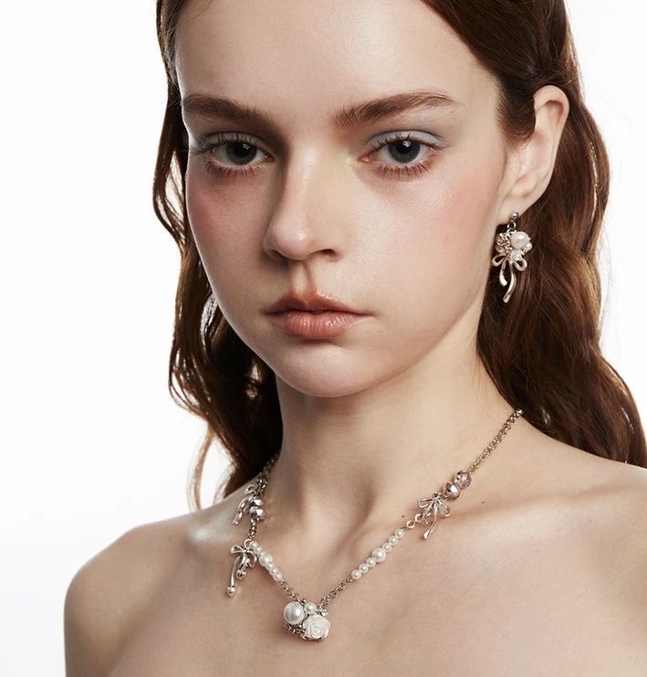Waltz Pearl Necklace