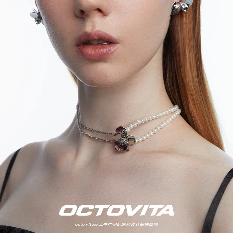 Iris Flowers Choker