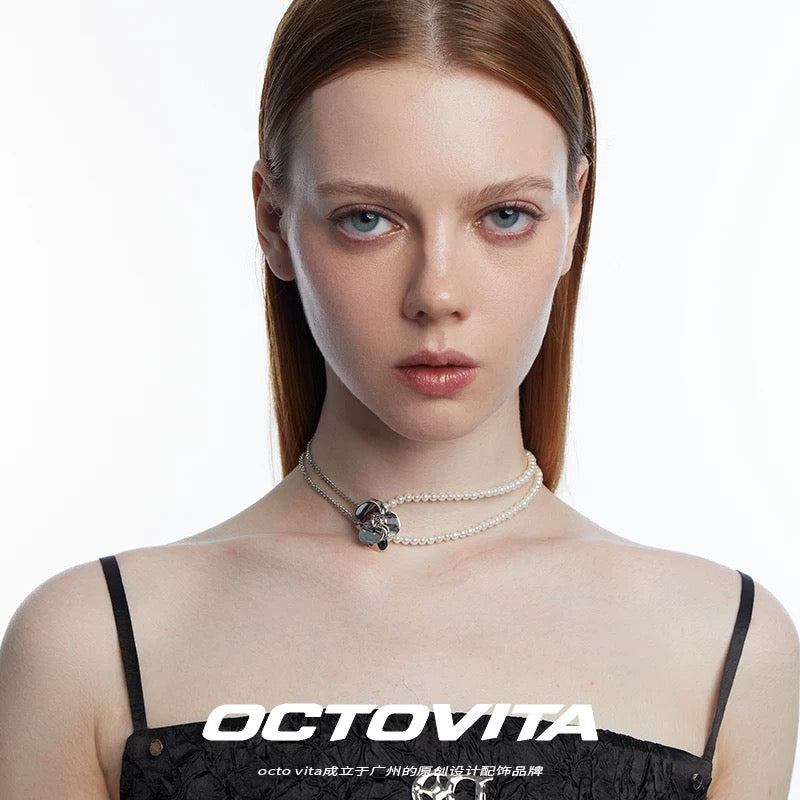 Iris Flowers Choker