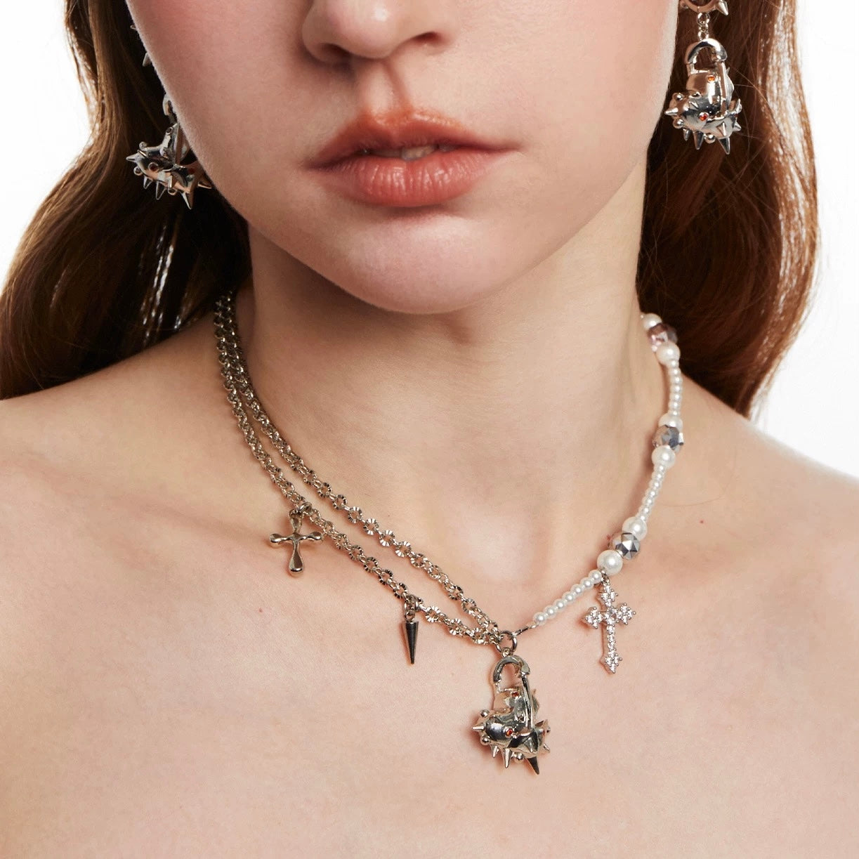 Spiked Heard Pearl Necklace