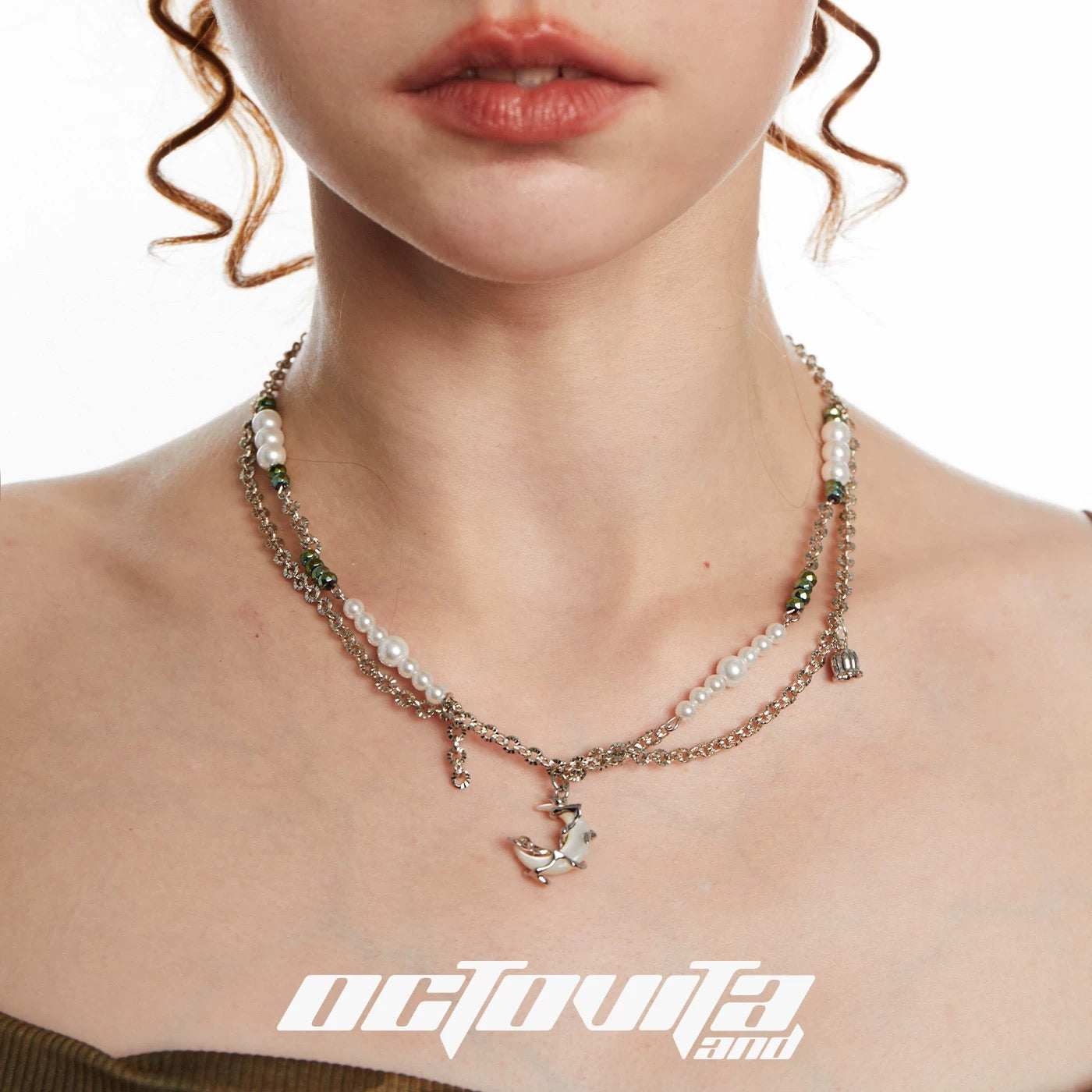 White Moon Irregular Necklace