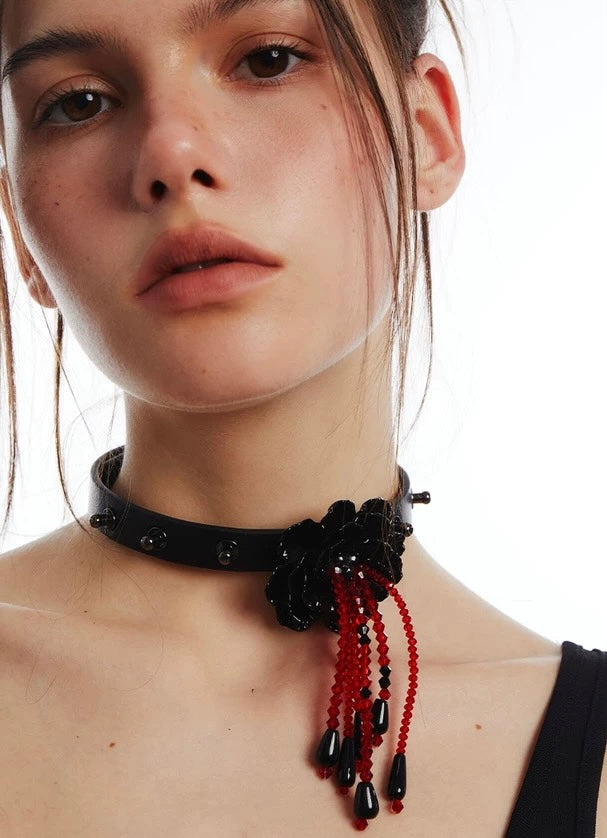 Red Spider Lily Choker