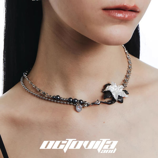 Twin Bloom Collarbone Necklace