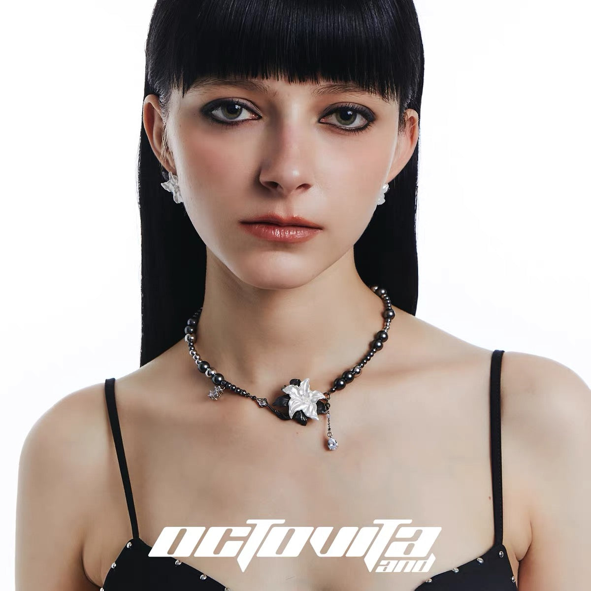 Bright Twin Bloom Collarbone Necklace